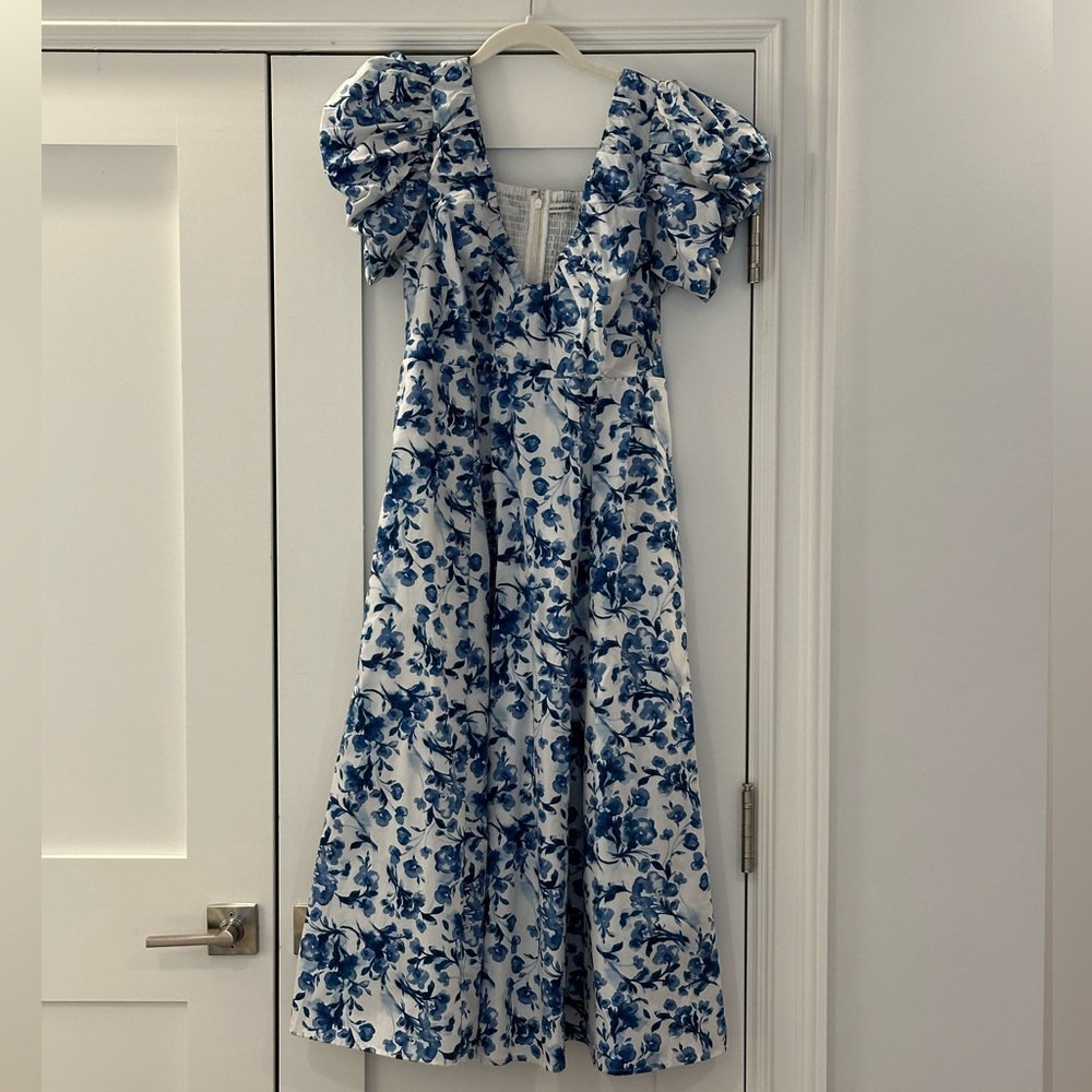 Abercrombie & Fitch long dress with puff sleeves
